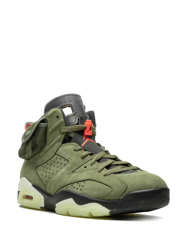 Jordan x Travis Scott Air Jordan 6 Retro "Cactus Jack" Sneakers